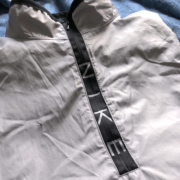 Nike jacket - Picture 1 of 8